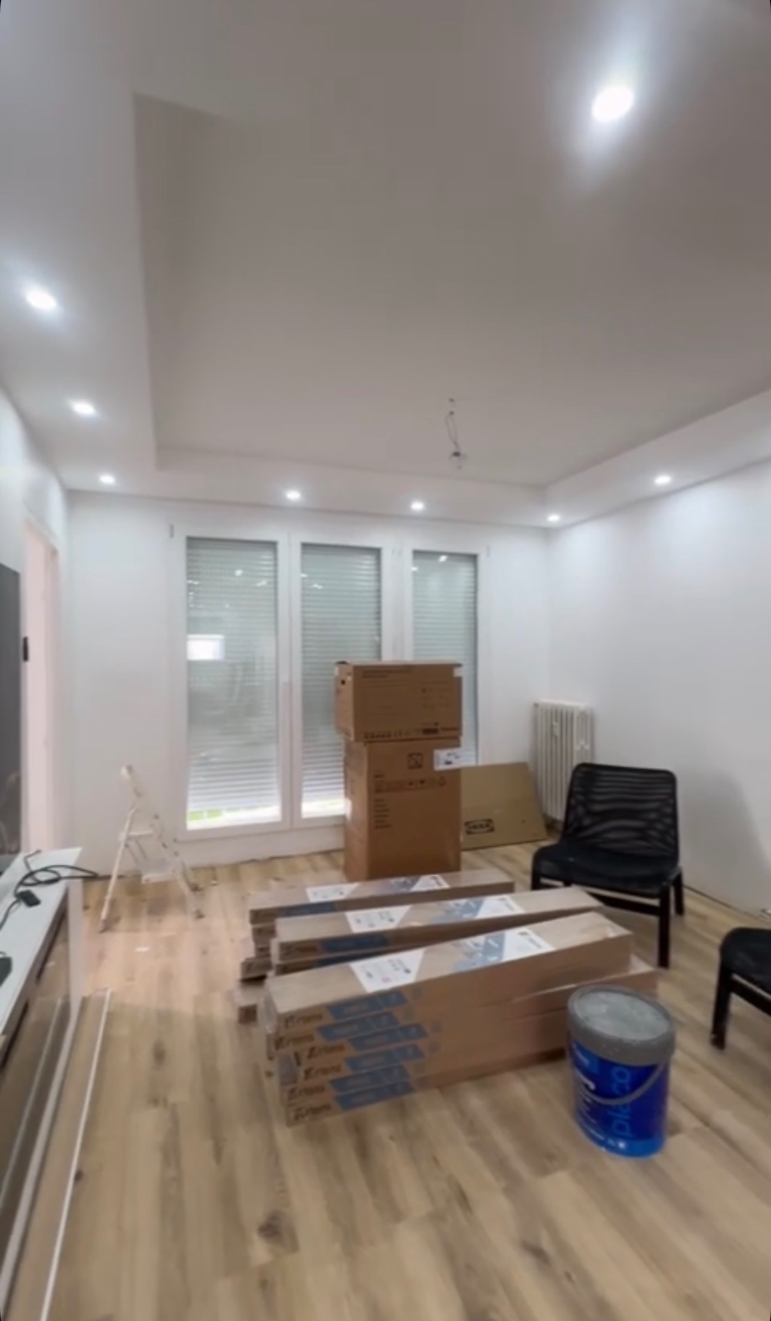 Éclairage encastré salon rénové